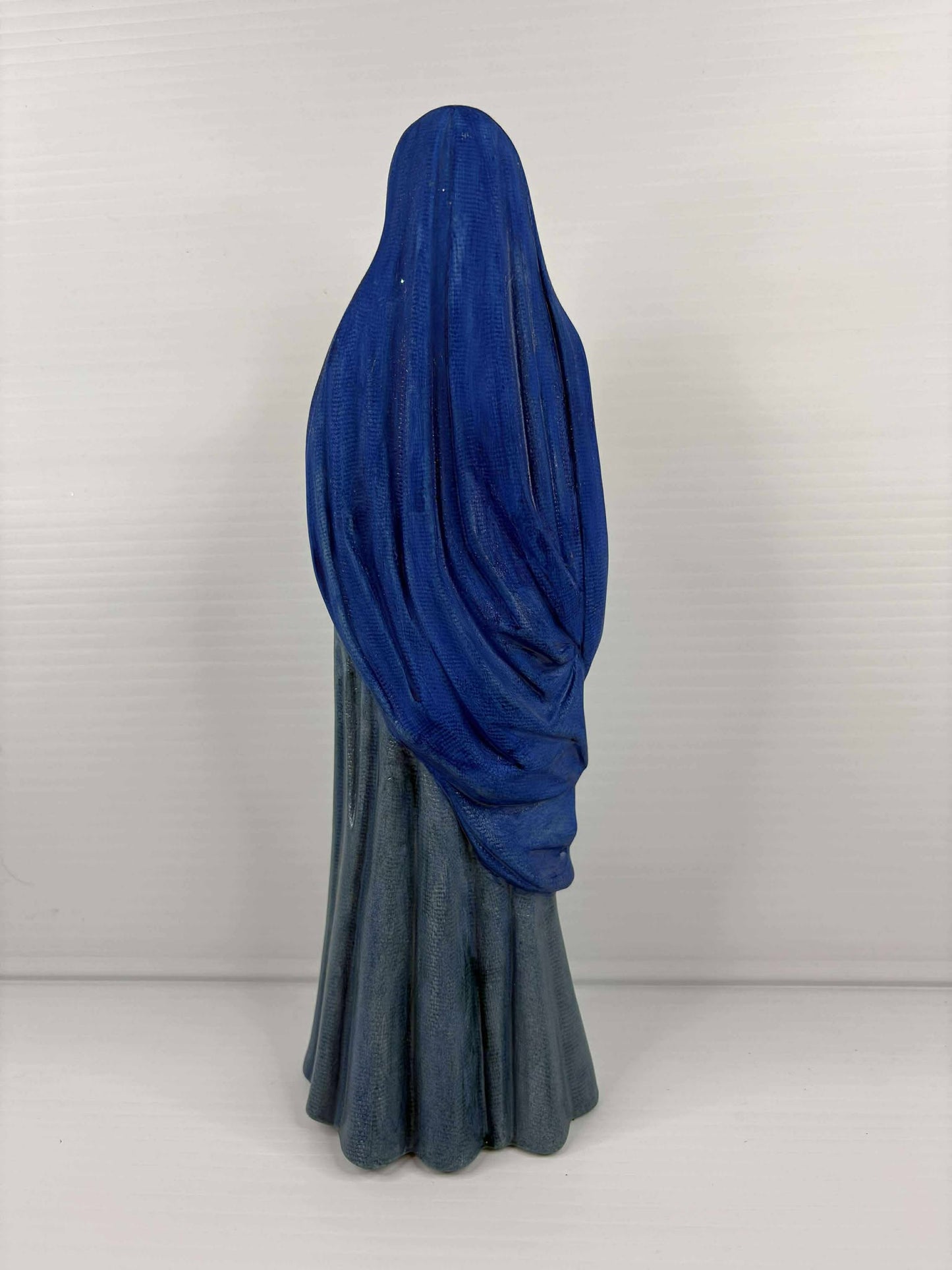 Statue de la Vierge à l'Enfant en porcelaine faite à la main